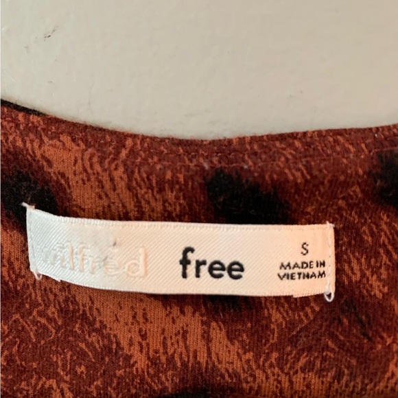 Wilfred free animal print bralette tank top in small - Picture 4 of 4